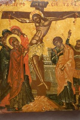 The Crucifixion Icon: A Powerful Demonstration of Byzantine Influence and Emotional Intensity!