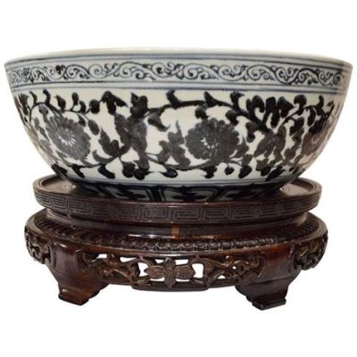 The Offering Bowl – Intricately Carved Scenes and Vibrant Painted Depictions!